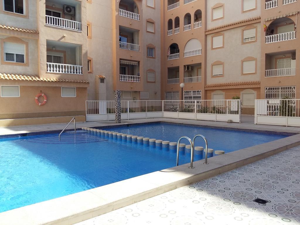 Apartamento Felix De La Fuente 또레비에하 외부 사진